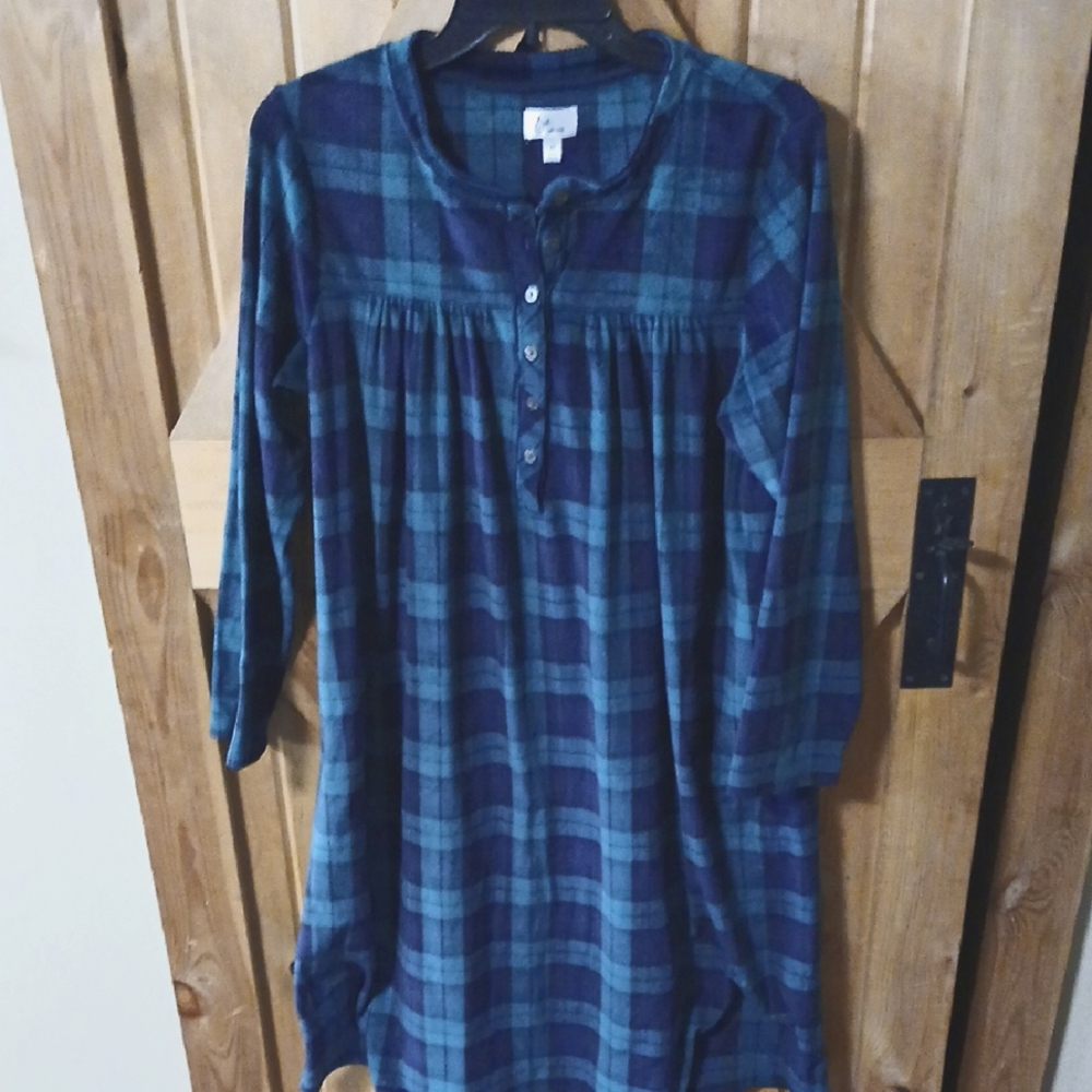 Aria Collection Womens Nightgown..M